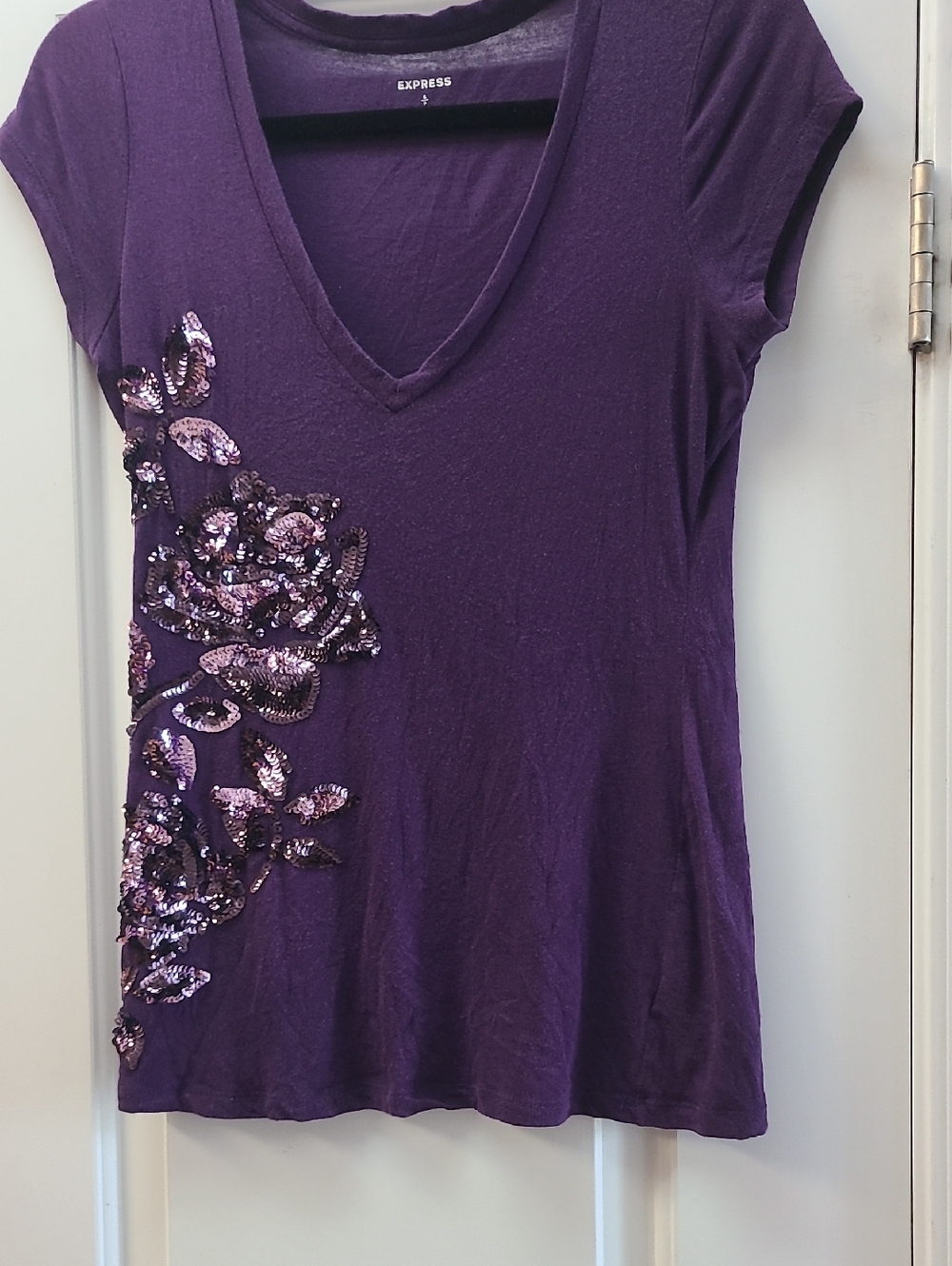 EXPRESS Purple Sequin Tee! Size S. Beautiful Floral Sequin On One Side.